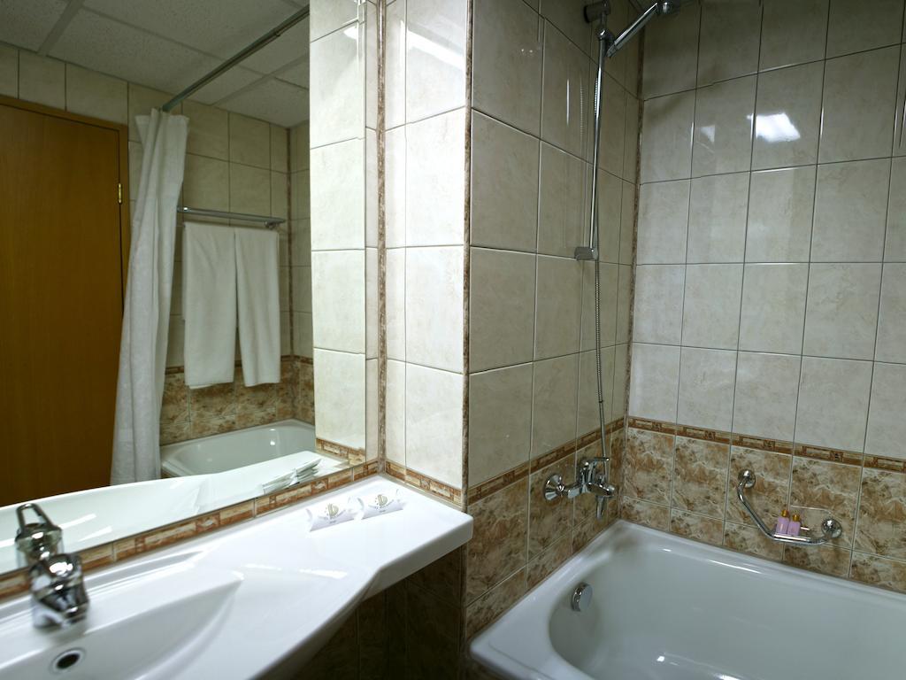 Hotel Bulgaria Dobrich Ruang foto